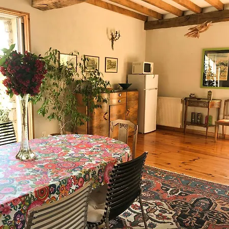 Maison Millage Bed & Breakfast *